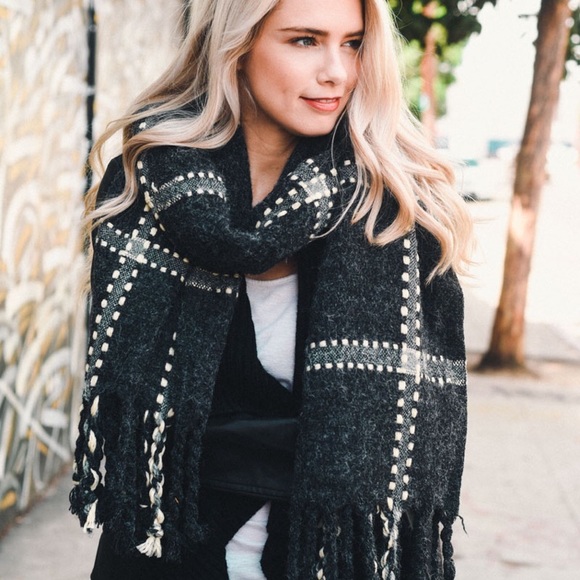 LAST‼️Chunky Plaid Blanket - Scarf - Picture 4 of 4